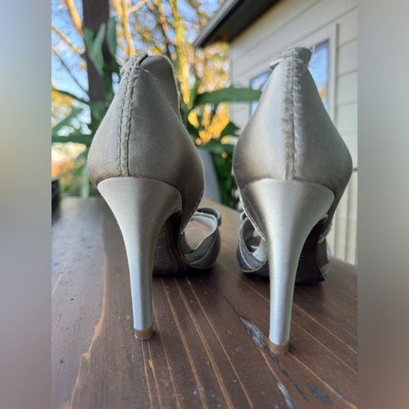 Pedro Garcia Swarovski Crystal Bow Pump 36.5 Stacy-mt Pyrite Satin 6.5 wedding - Picture 4 of 13